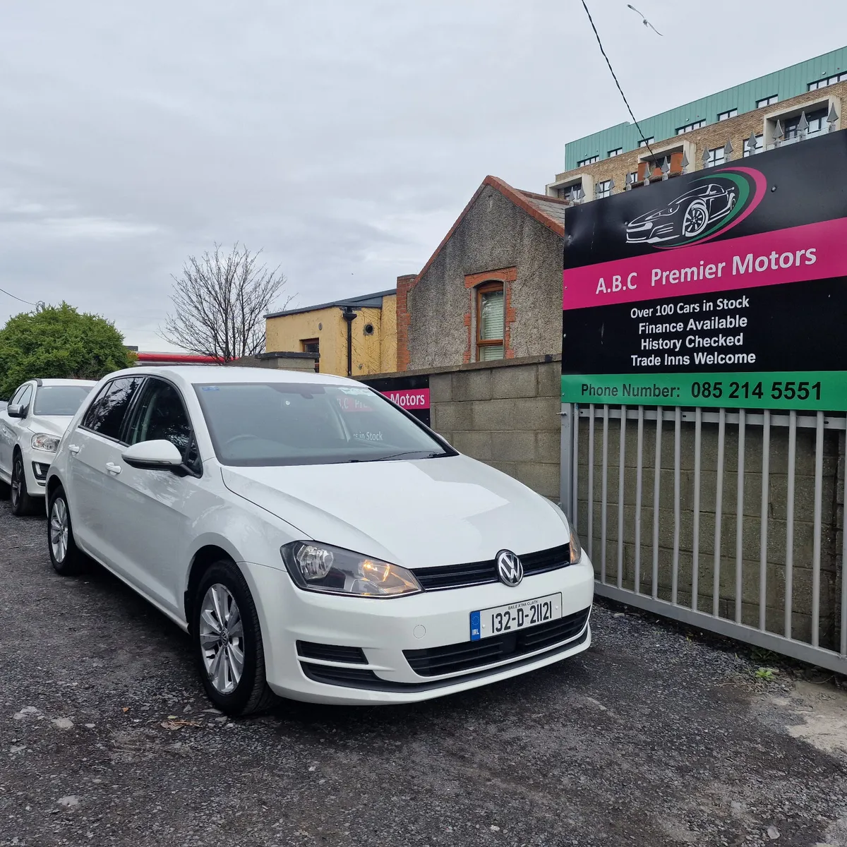Volkswagen Golf 1.6 TDI 105BHP BLUEMOTION - Image 1