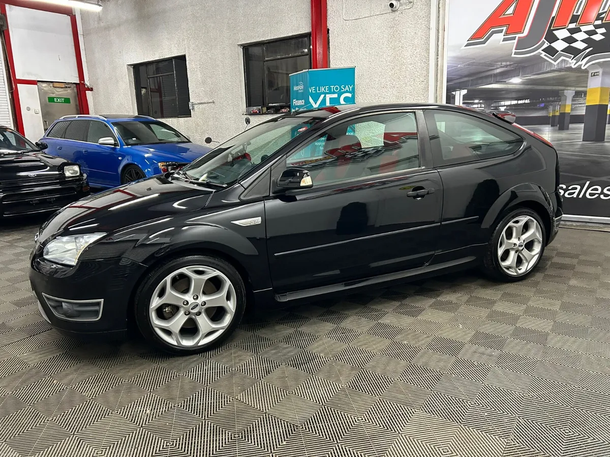 FORD FOCUS ST 2.5 2006 - Image 4