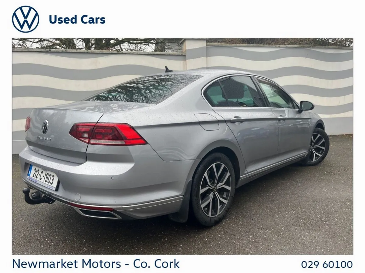 Volkswagen Passat 2.0TDI 150BHP ELEGANCE 6 SPEED - Image 3