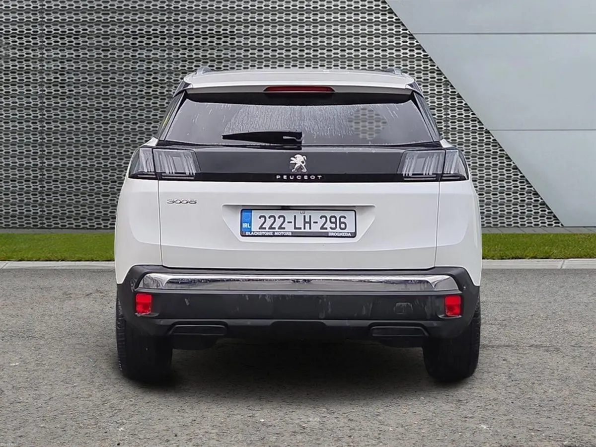 Peugeot 3008 1.5 BlueHDi 130bhp Allure - Image 4