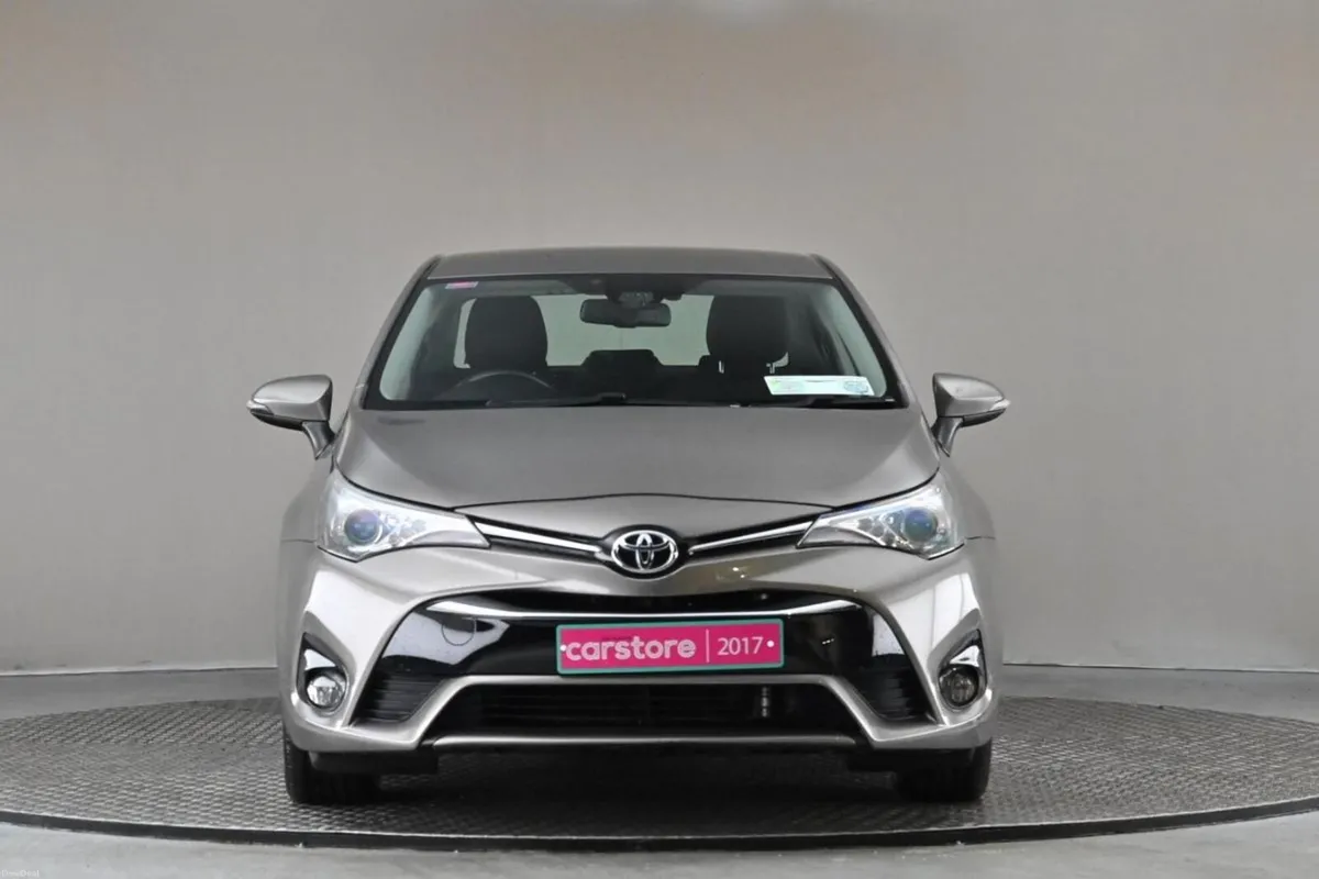 Toyota Avensis 1.6 D LUNA 6SPD **HALF LEATHER**SAT - Image 2