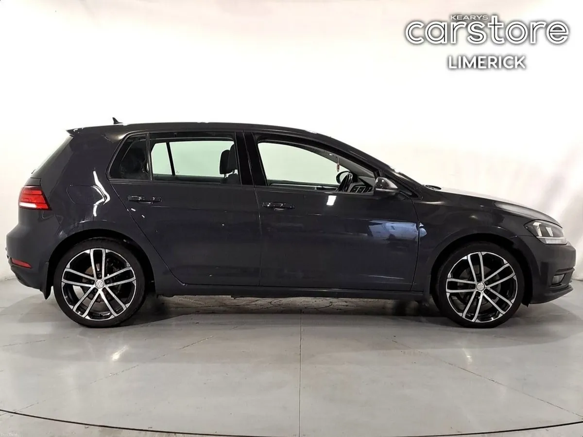 Volkswagen Golf 1.6 TDI 115HP Trendline - Image 2