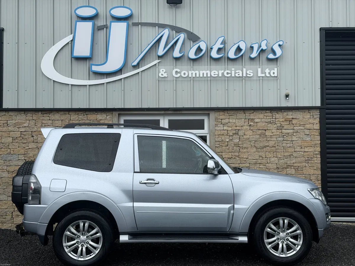 17 MITSUBISHI SHOGUN 3.2 DI-D 187 WARRIOR - Image 4