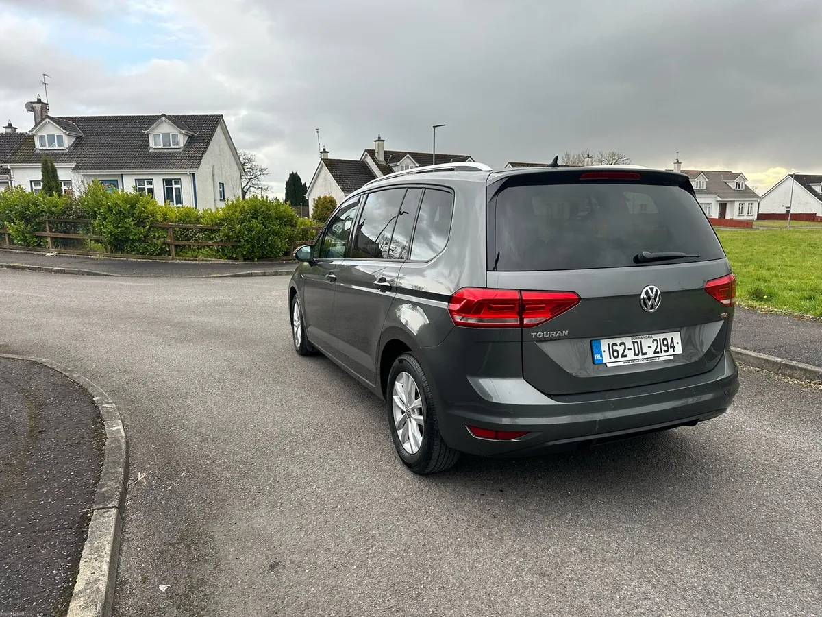 Volkswagen touran 1.6 162 NEW NCT (💶10000💶) - Image 4