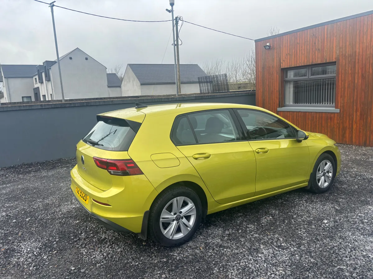 LOW MILAGE 1 OWNER Volkswagen Golf 2021 2.0L - Image 5