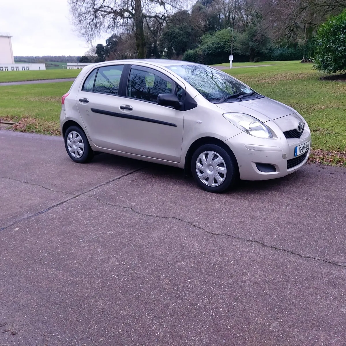 2010 ,Toyota Yaris 1.3 Diesel, Nct 01/27,Cheap Tax - Image 3