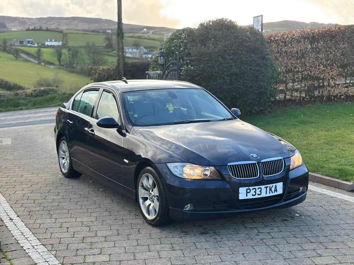 BMW 325i - Image 4