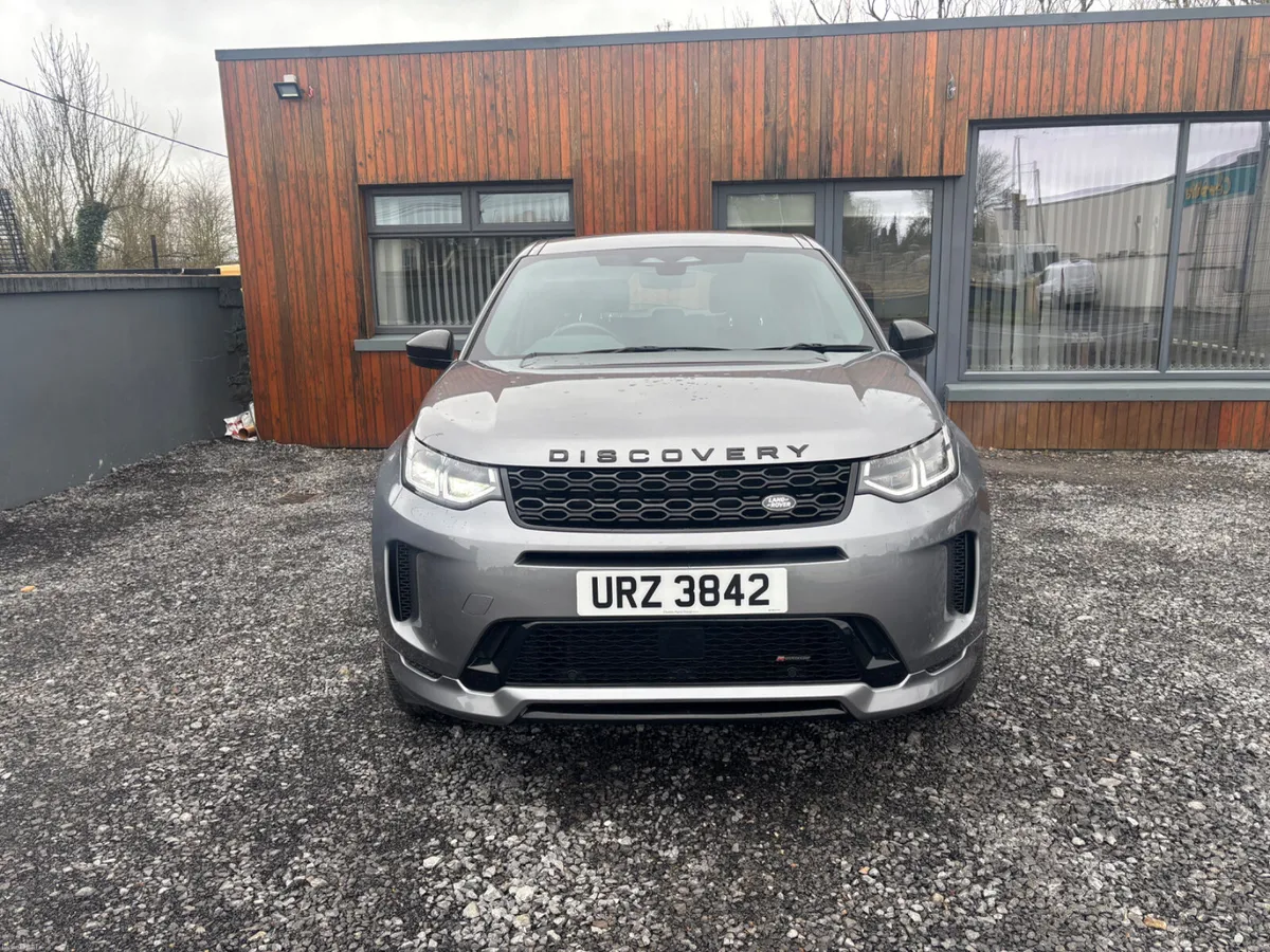 Land Rover Discovery Sport 2023 - Image 1