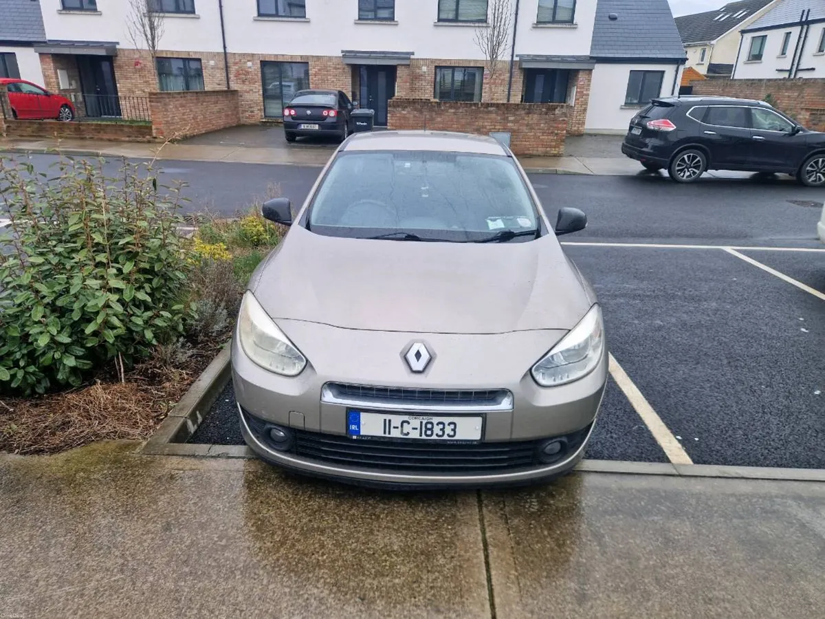 2011 Renault fluence 1.5 dci nct and tax - Image 3
