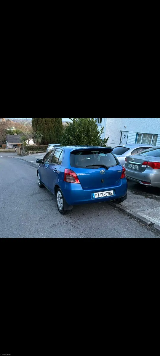 Toyota yaris  for sale - Image 3