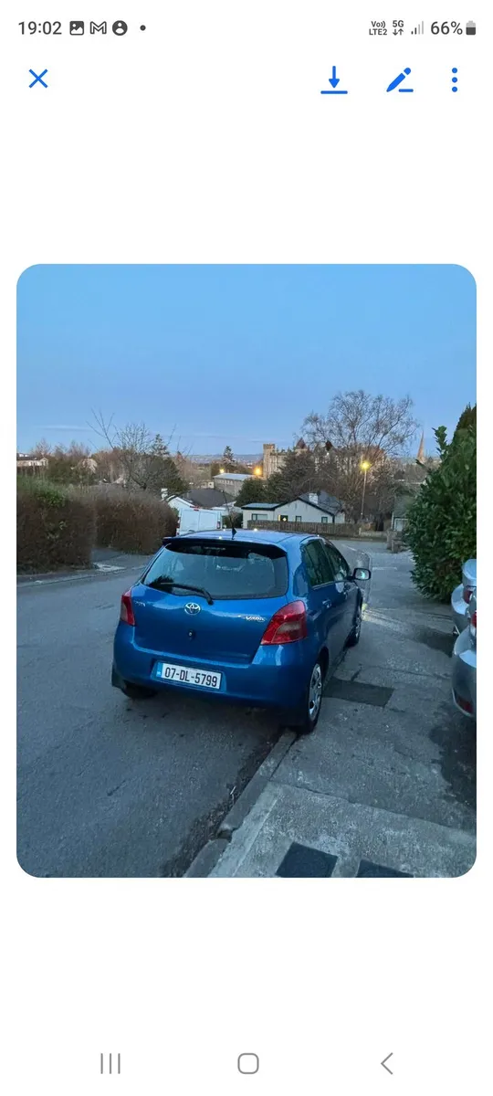 Toyota yaris  for sale - Image 1