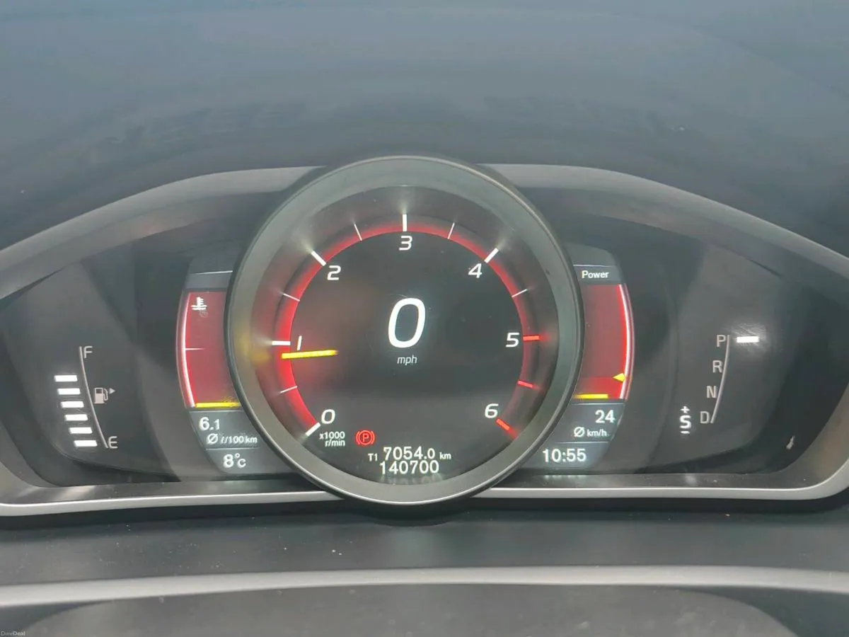 Volvo V40 2014 - Image 3