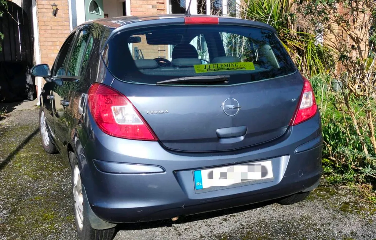 Opel Corsa 1.2l Hatchback - Image 4