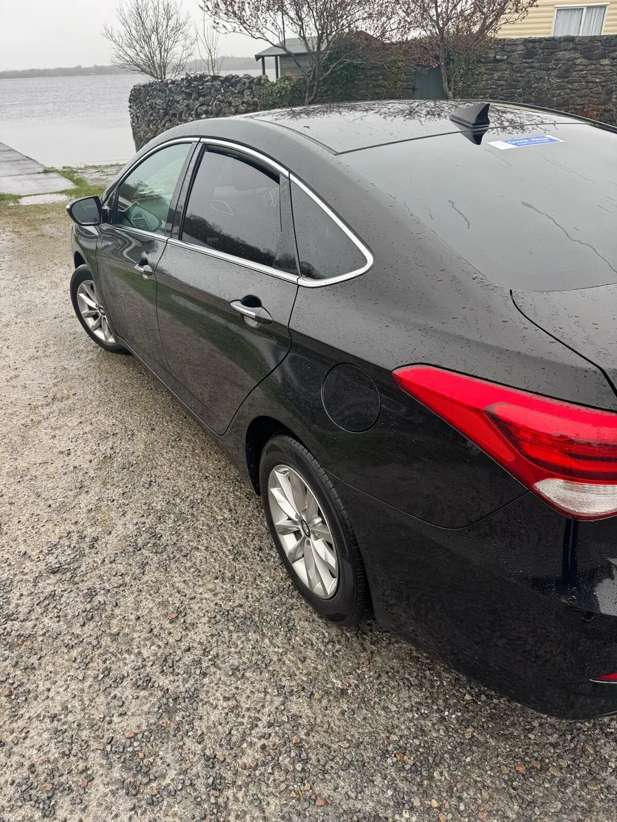 Hyundai. I40 Executive - Image 1