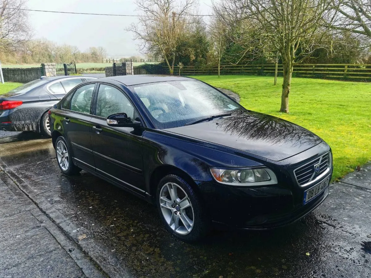 Volvo S40 2008, black - Image 1