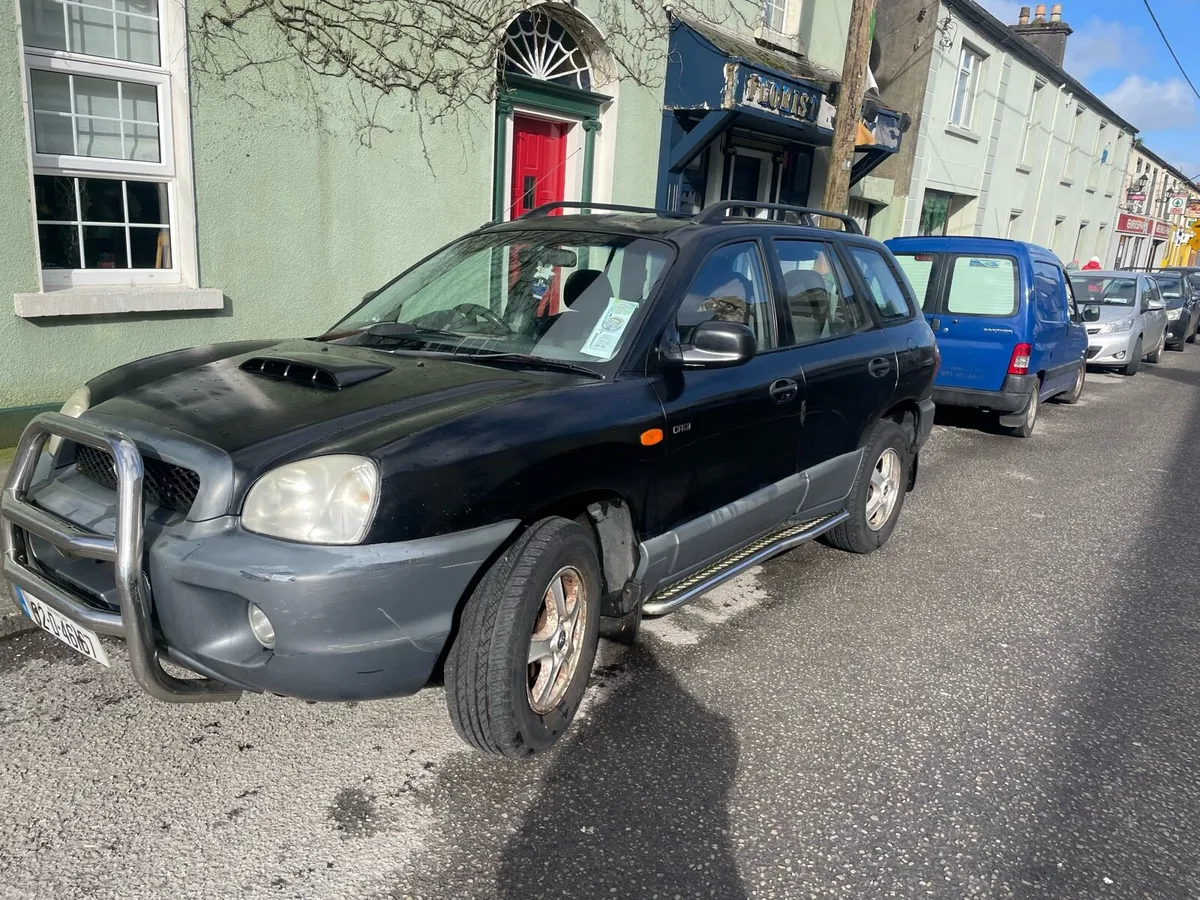Hyundai Santa Fe - Image 2