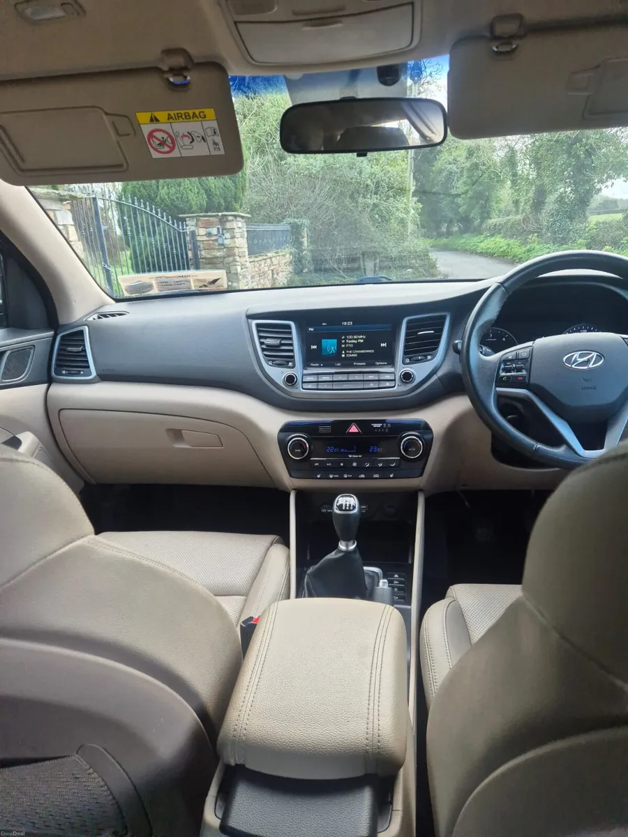 Hyundai Tucson 1.7 crdi 2017 - Image 4