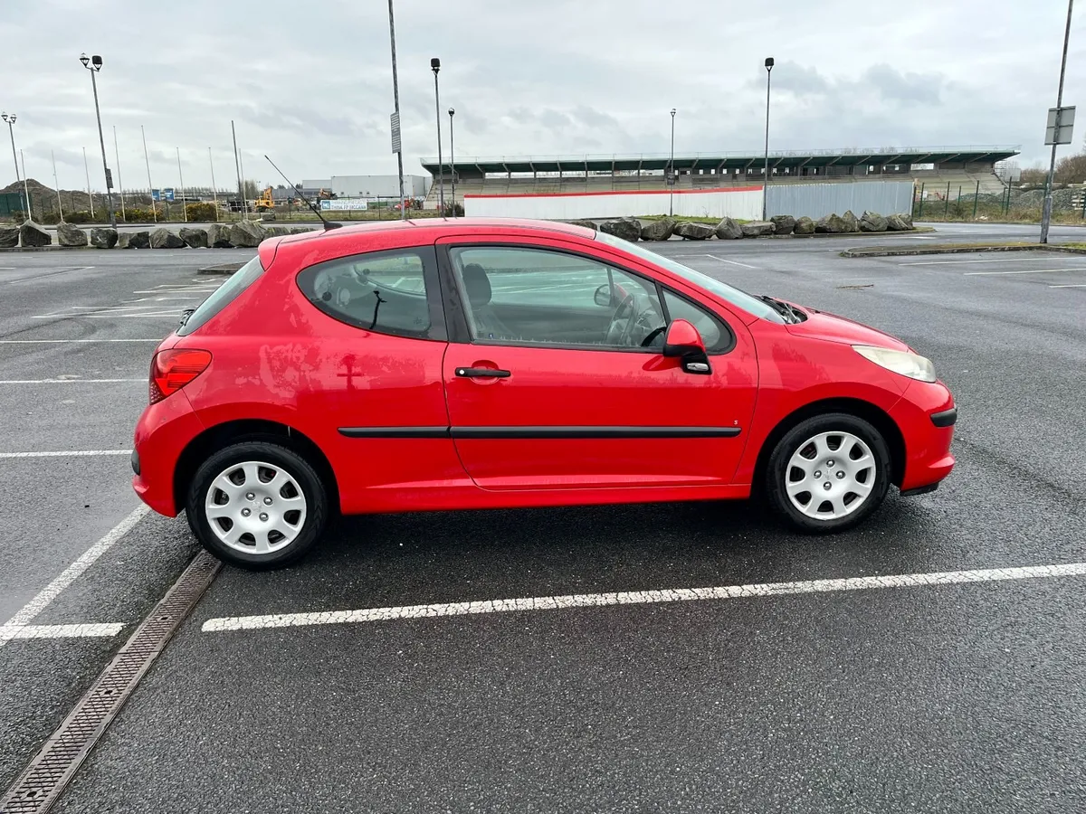 Peugeot 207 2007 - Image 2