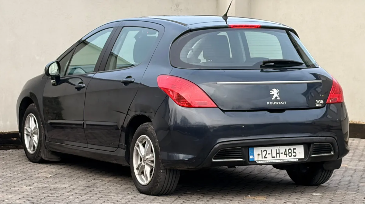 Peugeot 308 2012 Automatic - Image 3