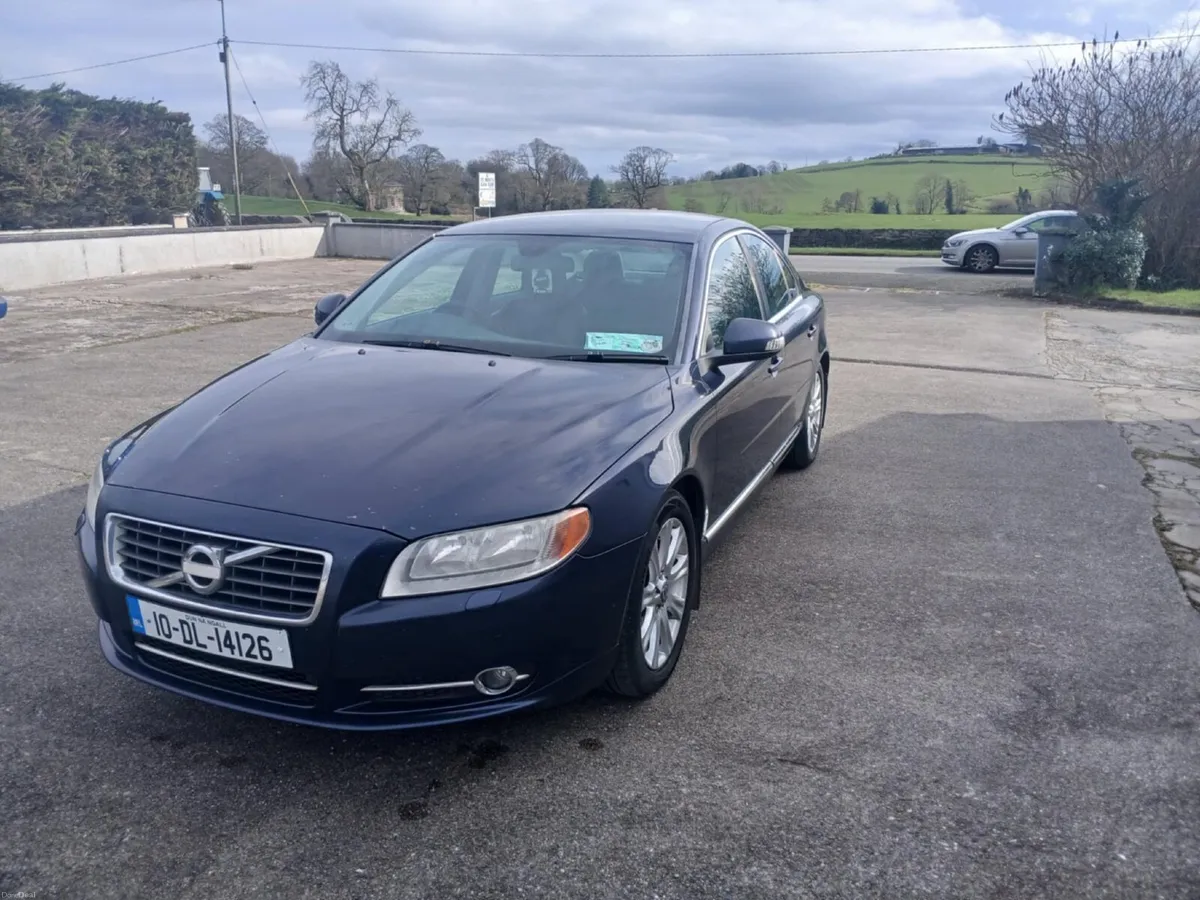 Volvo 80 Series 2010 - Image 1