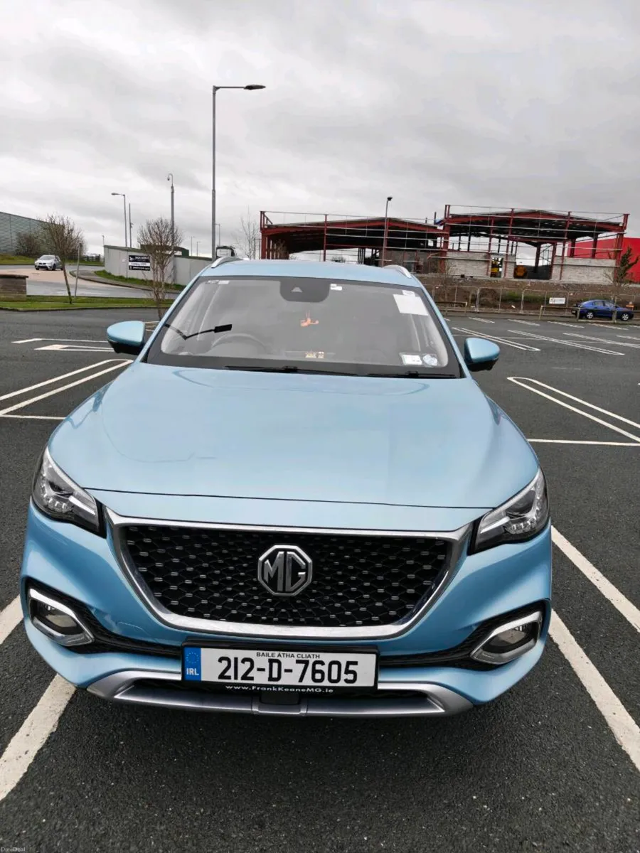 ​2021 MG HS Plug in Hybrid Excite // 63,000 km - Image 1