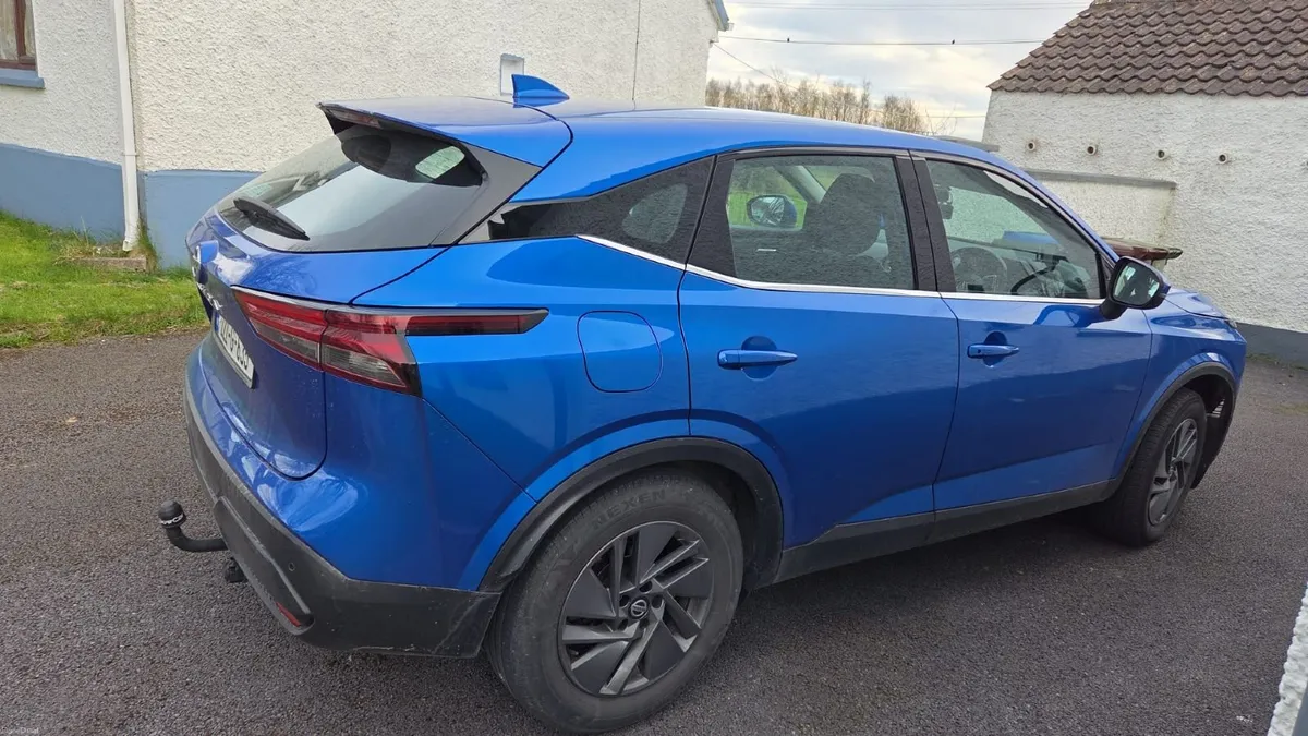 Nissan Qashqai 2022 1.3 PETROL MILD HYBRID 158 HP - Image 4