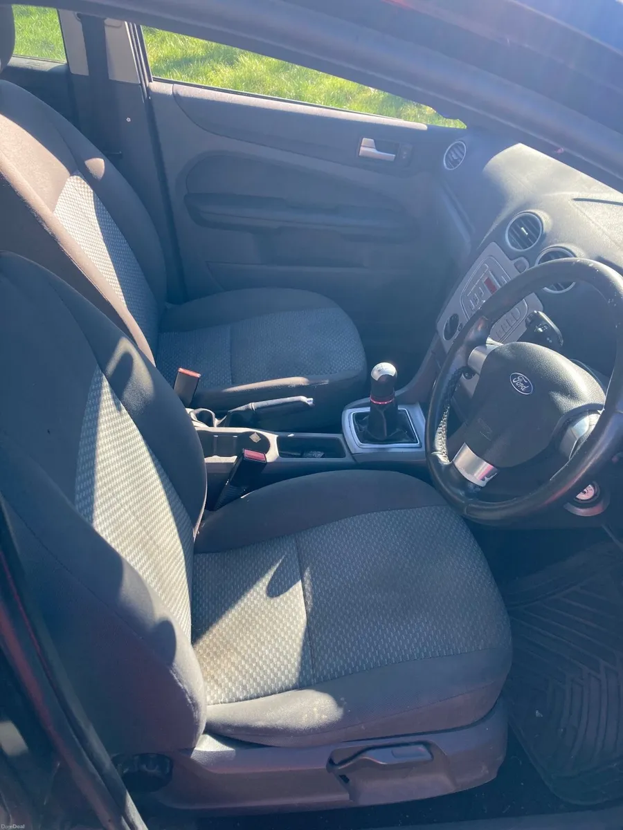Ford Focus 2009 - Image 4
