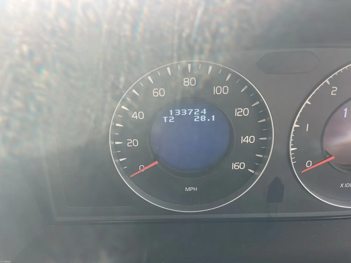 Volvo xc60 - Image 4