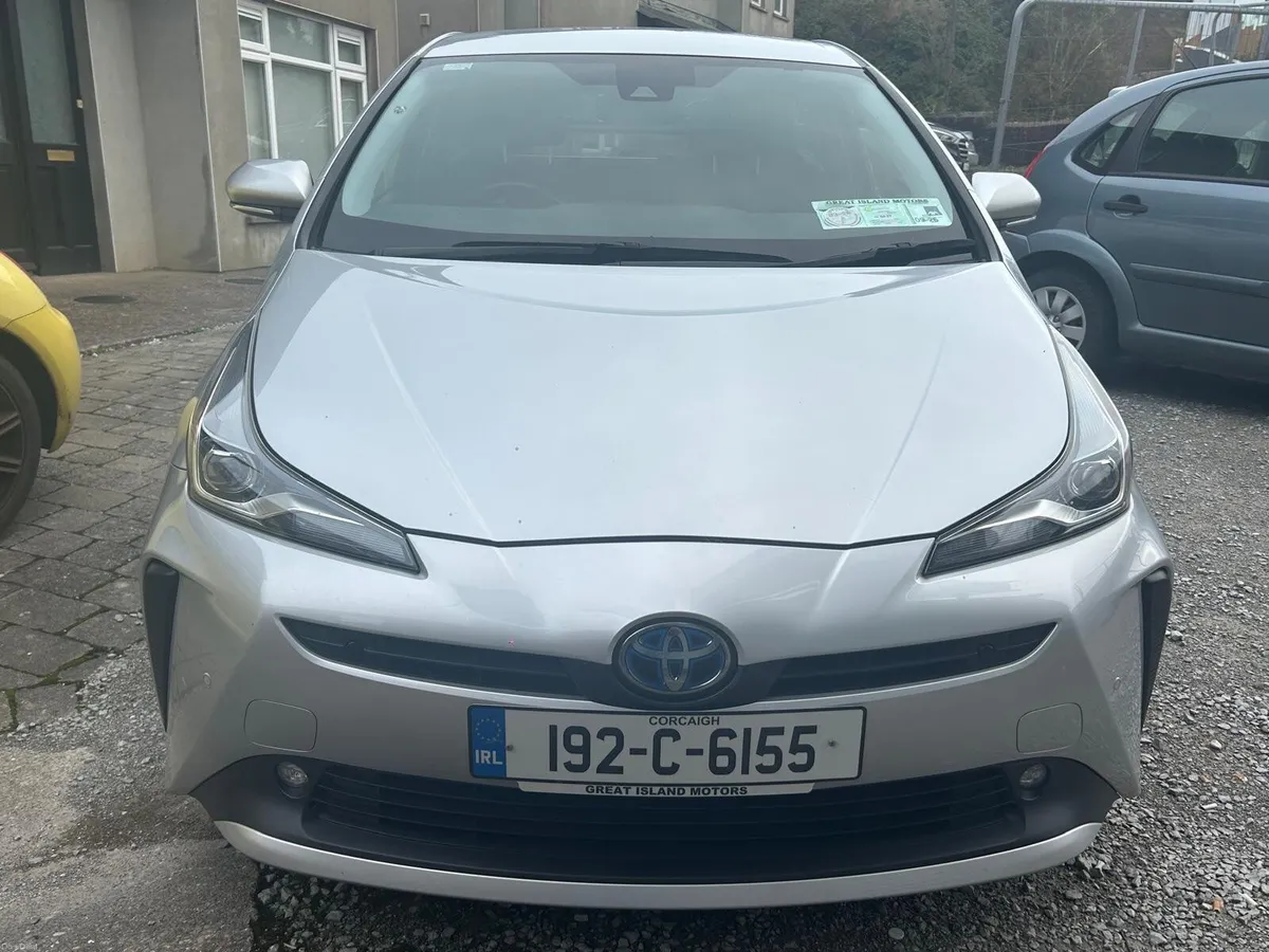 Toyota Prius 2019 - Image 1