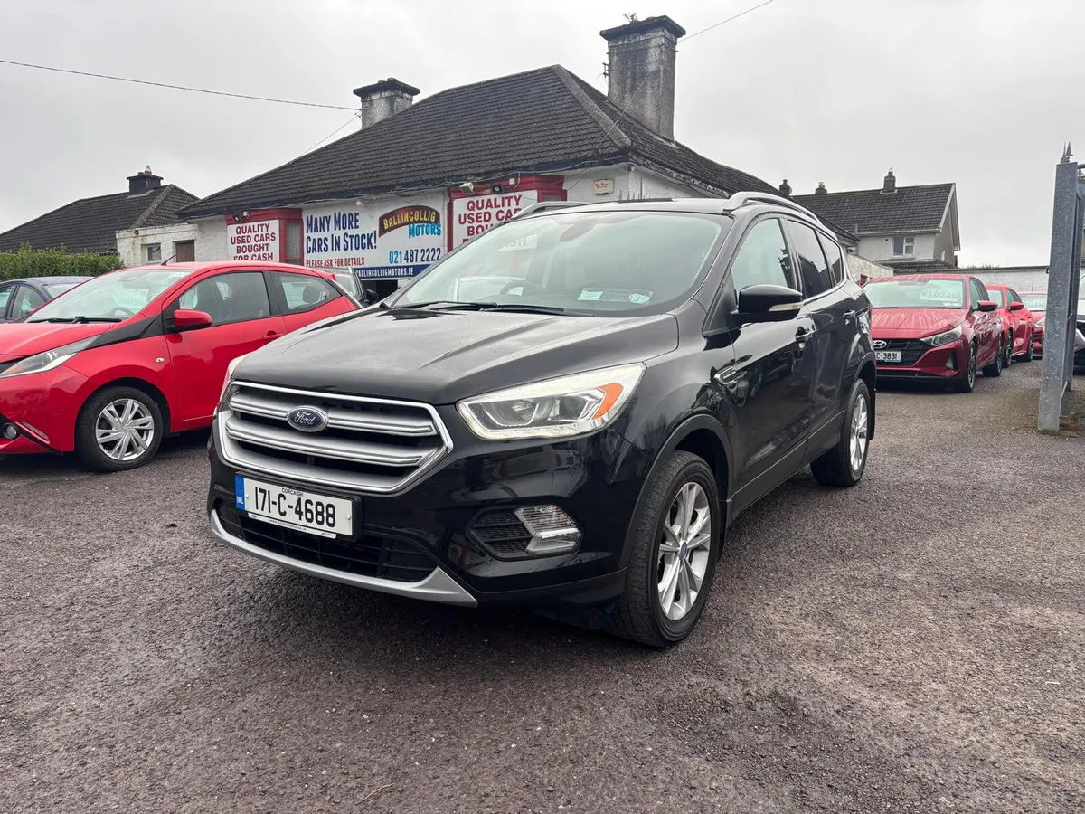Ford Kuga 2017   TITANIUM   1.5  DIESEL LOW  KMS - Image 2