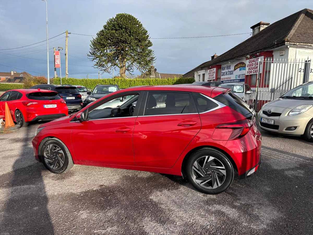 Hyundai i20 2022  NEW  MODEL  DELUXE  LOW MILES - Image 3