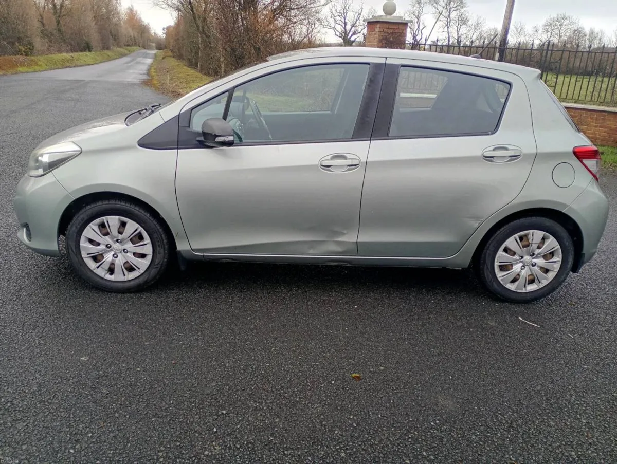 Toyota Yaris - Image 3
