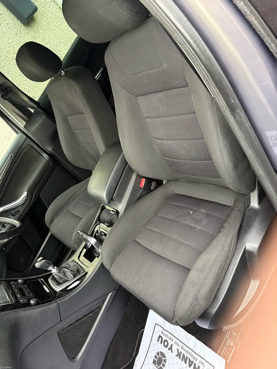 Ford Galaxy - Image 4