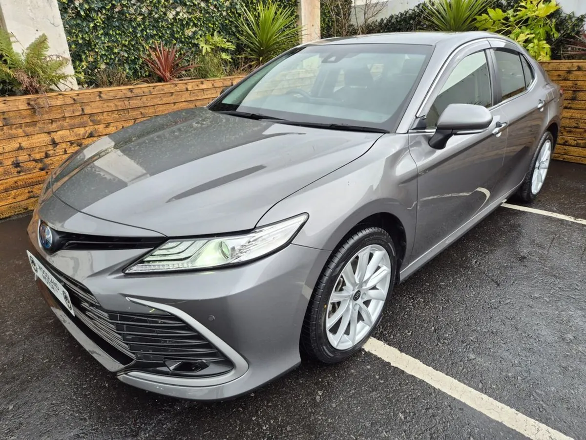 Toyota Camry 2.5 HYBRID / X SPEC / LOW MILEAGE / T - Image 2