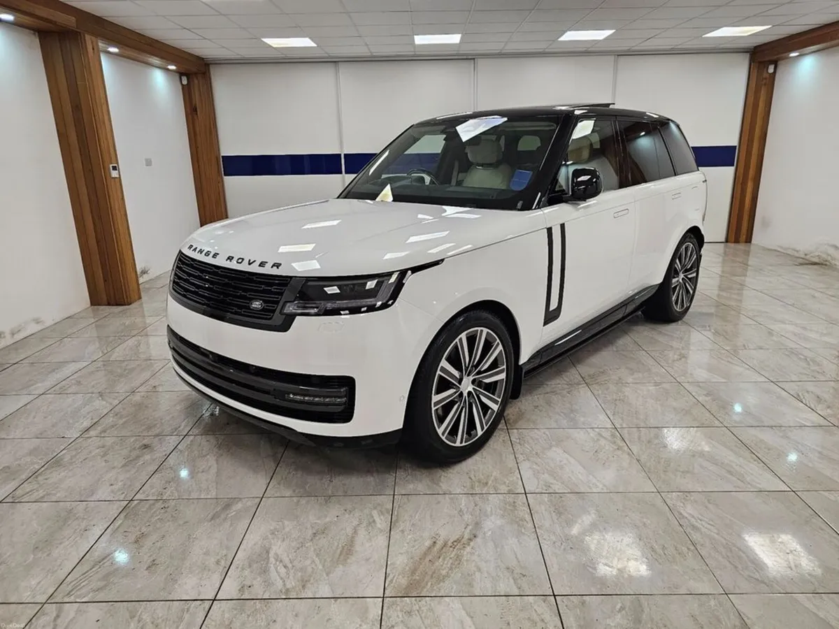 Land Rover Range Rover AUTOBIOGRAPHY - Image 1