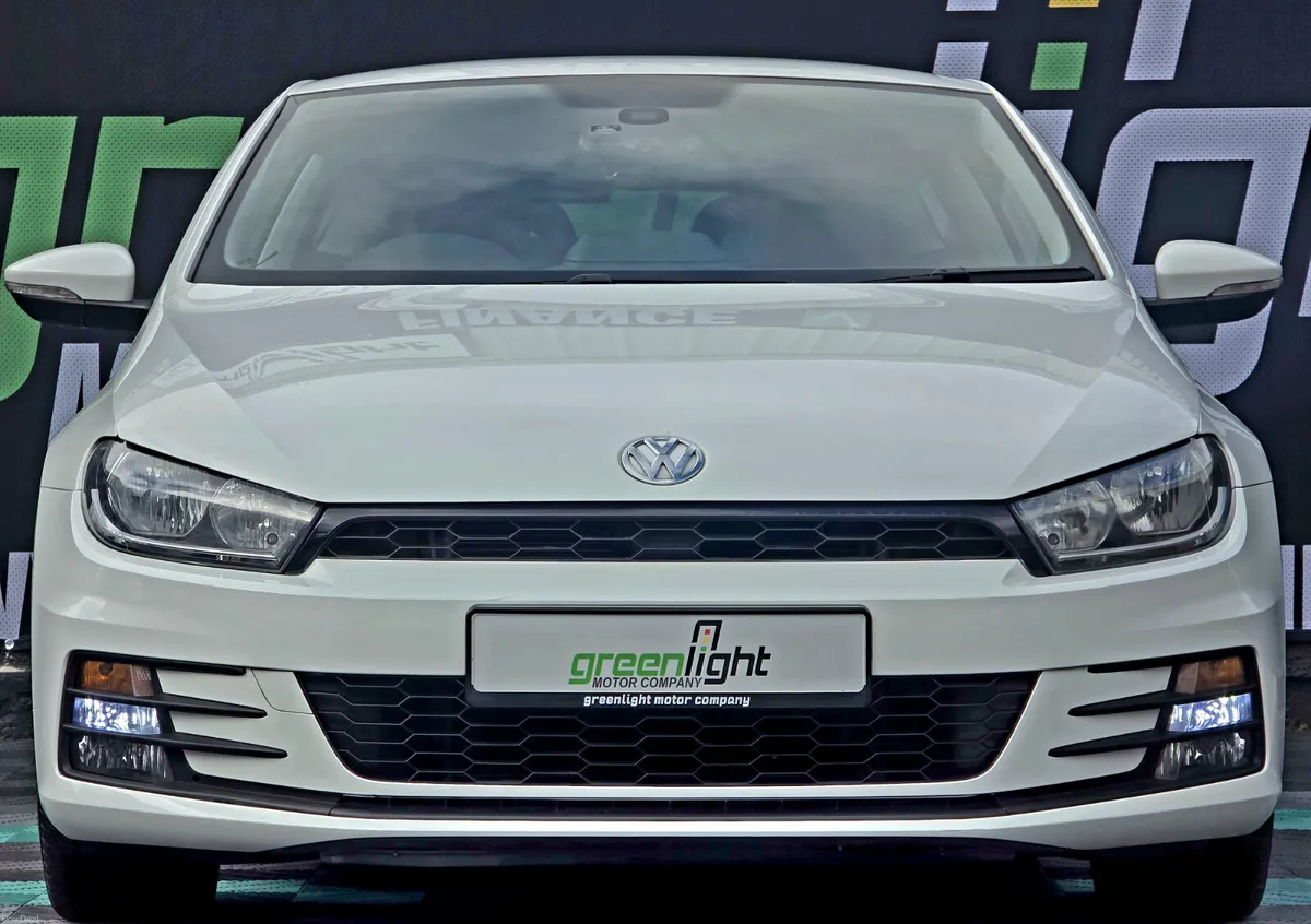 2015 Volkswagen Scirocco 1.4 Tsi Automatic Leather - Image 4