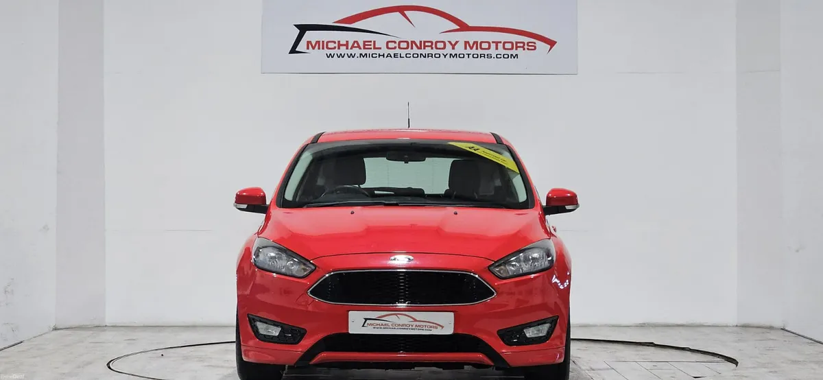 Ford Focus ZETEC S  2016 - Image 3