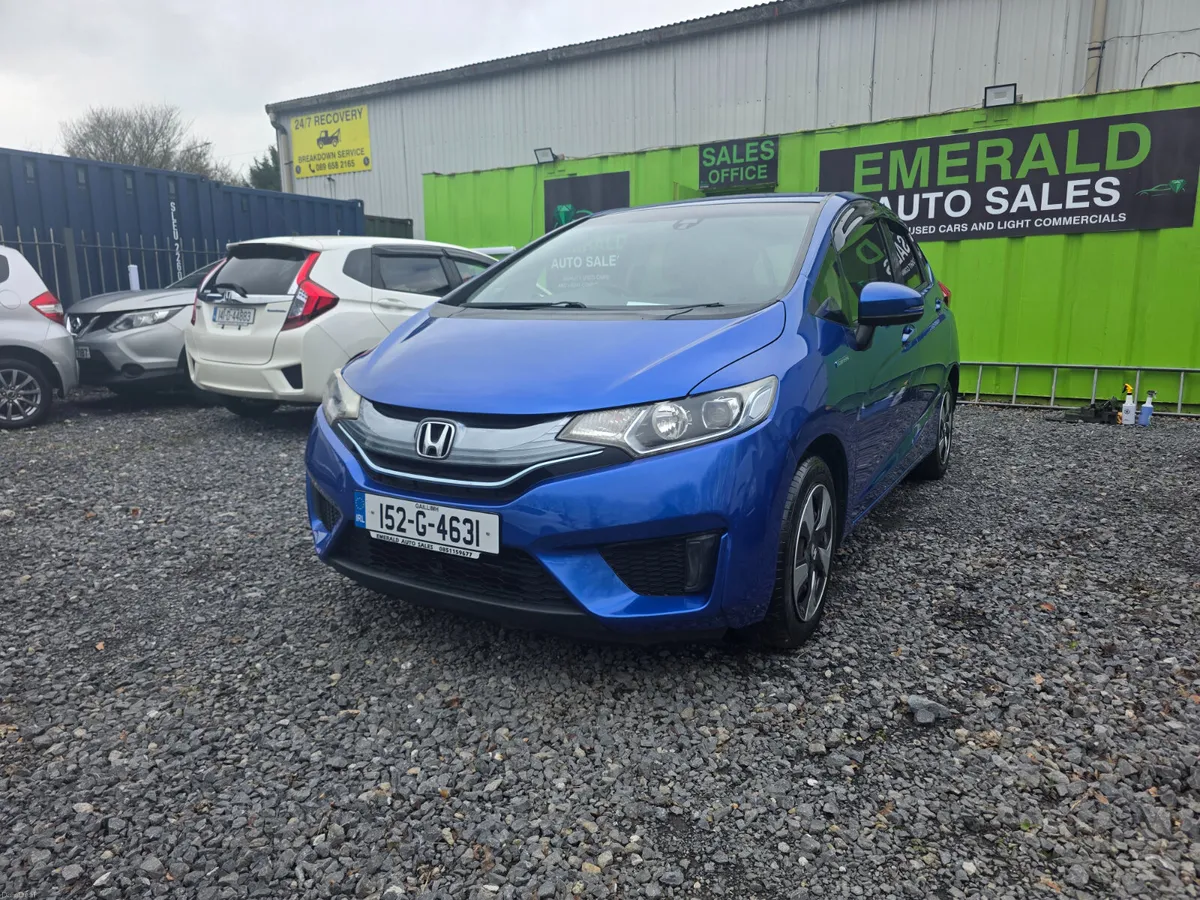 152 REG, NEW NCT, LEATHER, CAMERA, FINANCE - Image 1