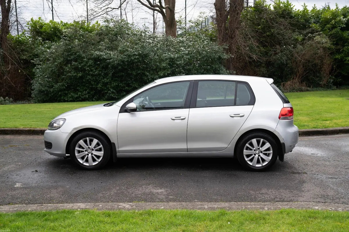 Volkswagen Golf TSI 2011 - Image 3