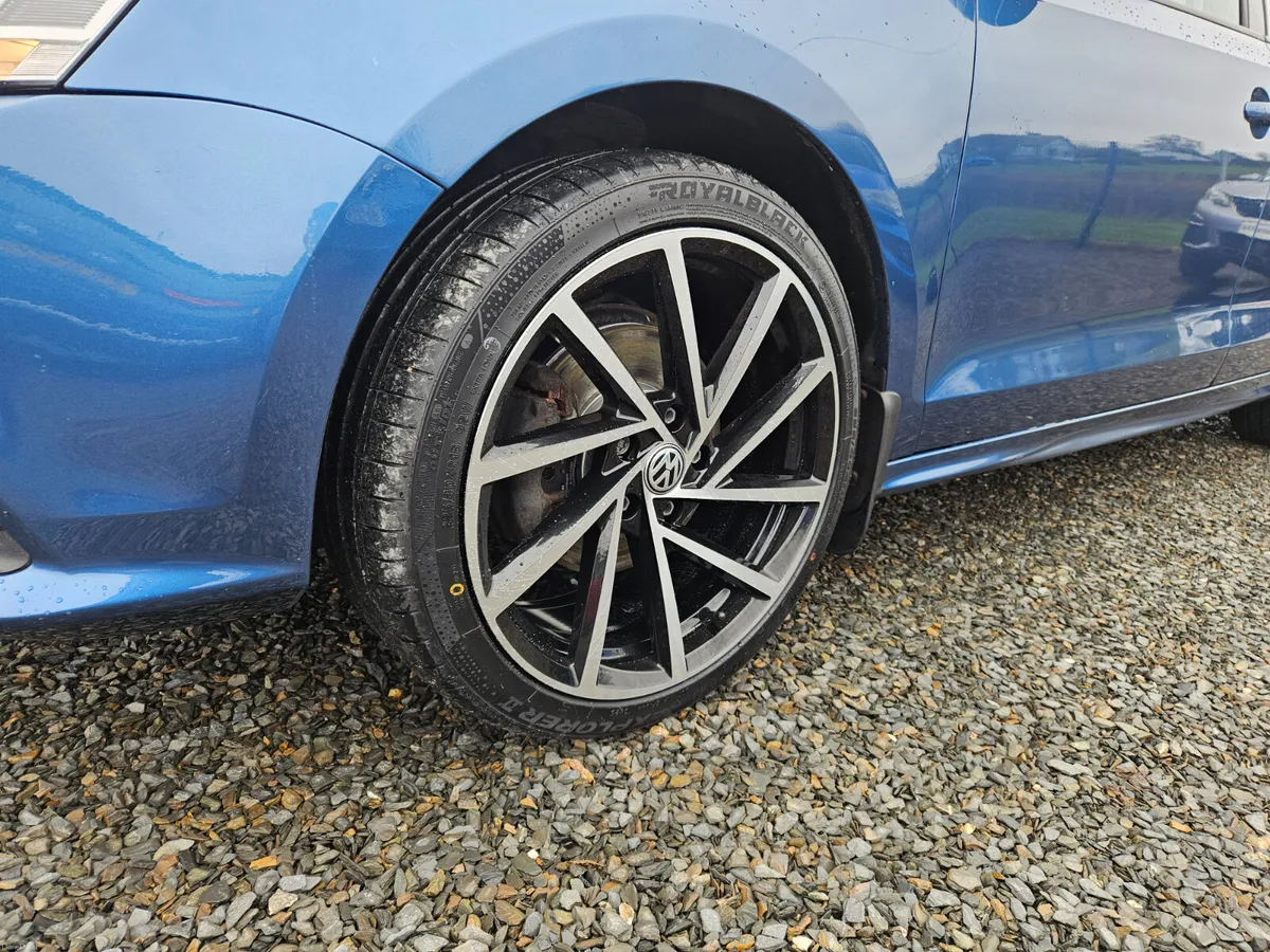 Volkswagen Jetta 2016 - Image 4