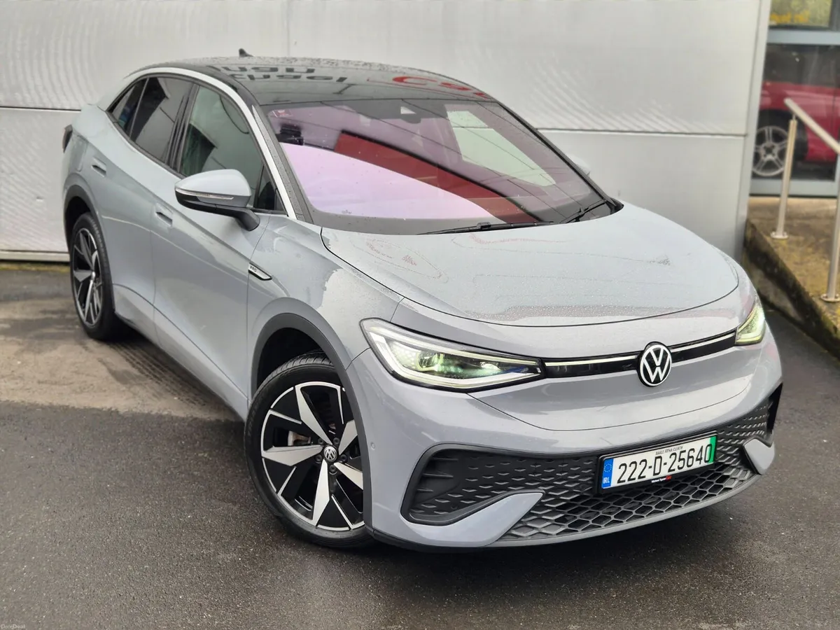 2022 VW id5 Style Pro, Pano Roof, CarPlay, 20" - Image 3