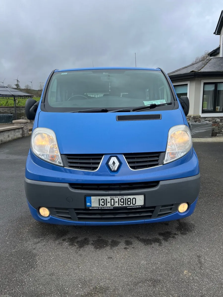 Renault Trafic 2013 - 9 Seater - Image 4
