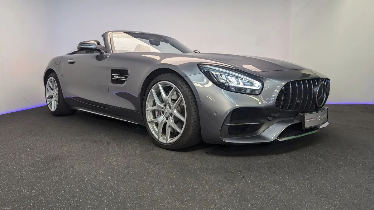 Mercedes-Benz AMG GT Premium Roadster - Image 2