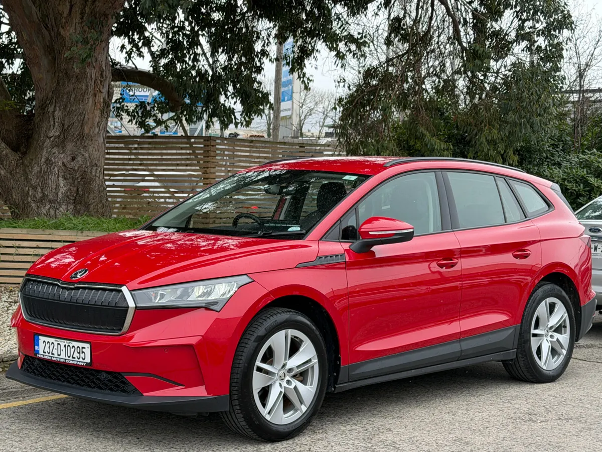 2023 Skoda Enyaq...IV 60 - Image 2