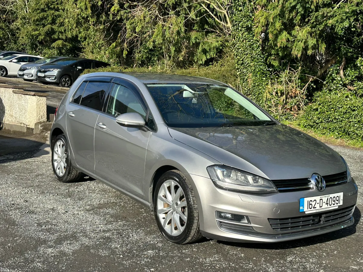 Volkswagen Golf 2016 60K KM& Car play - Image 3