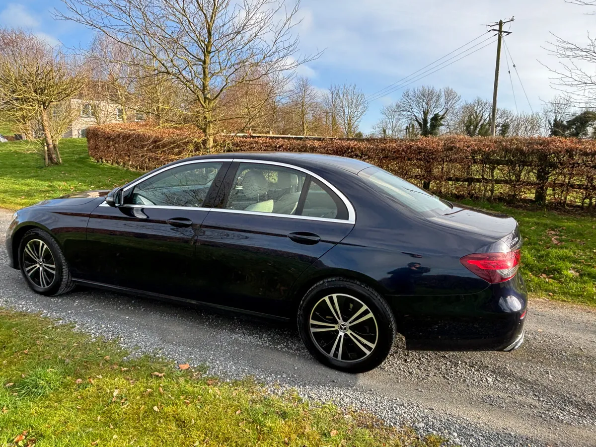 Mercedes-Benz E-Class 2022 Avantgarde - Image 3