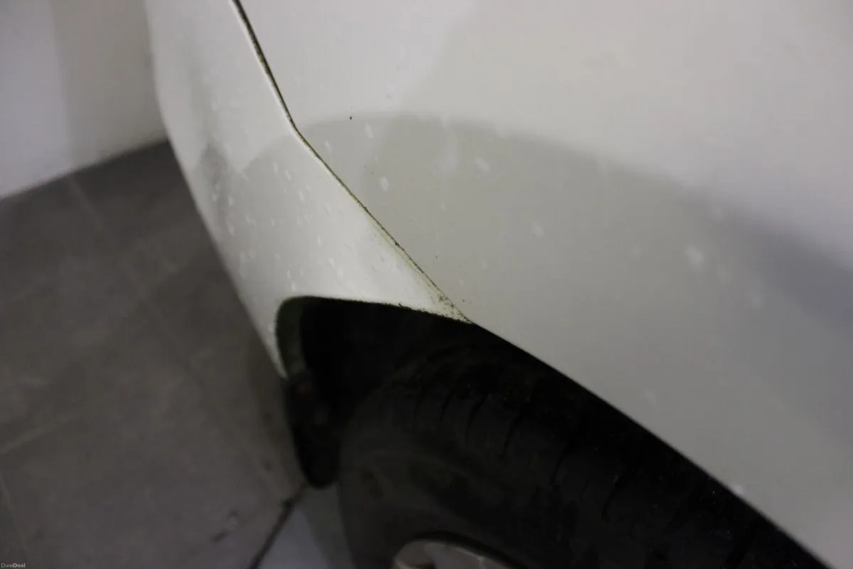 Toyota Corolla D-4D 90 (1.4) Terra - TENDER 10 - Image 4