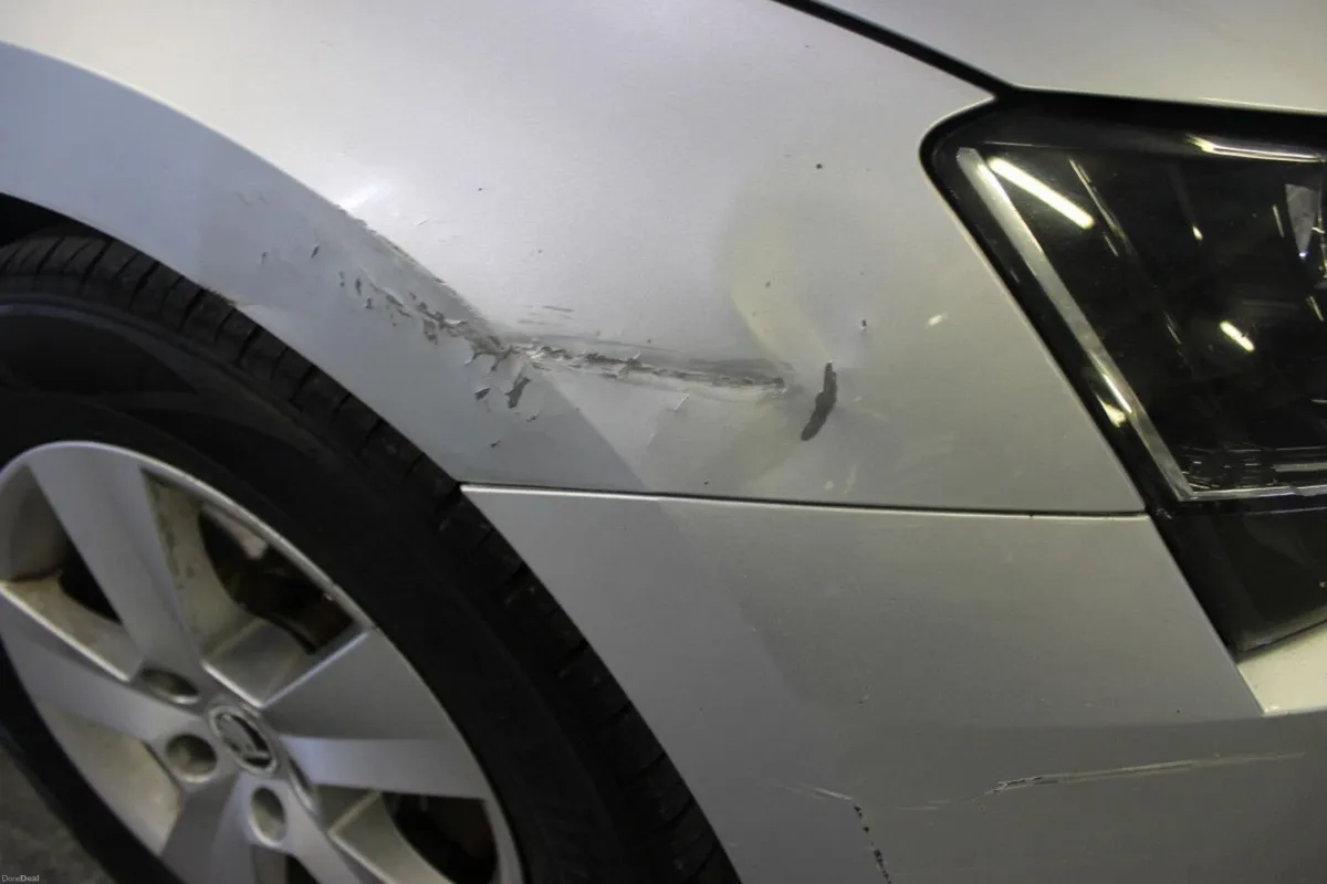 Skoda Superb 2.0 TDI 150bhp Ambition - TENDER 17 - - Image 3