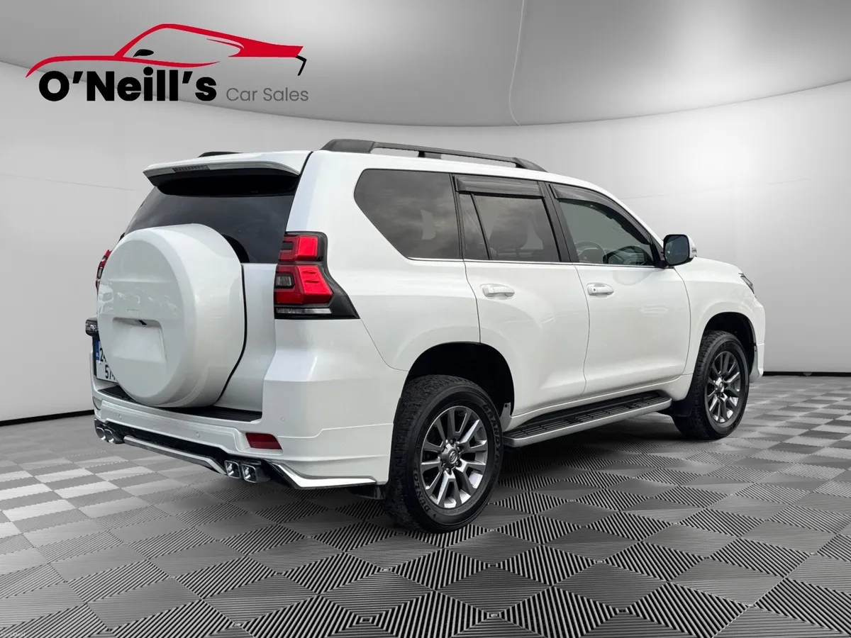 Toyota Land Cruiser 2024 7 SEATS 2.8 PRADO AUTO - Image 4