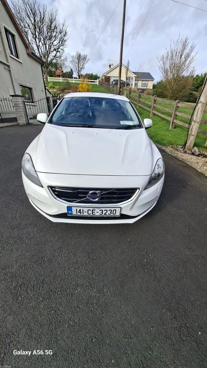 Volvo V40 2014 - Image 4